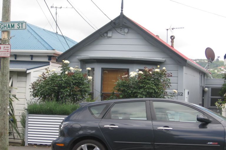 Photo of property in 112 Brougham Street, Mount Victoria, Wellington, 6011