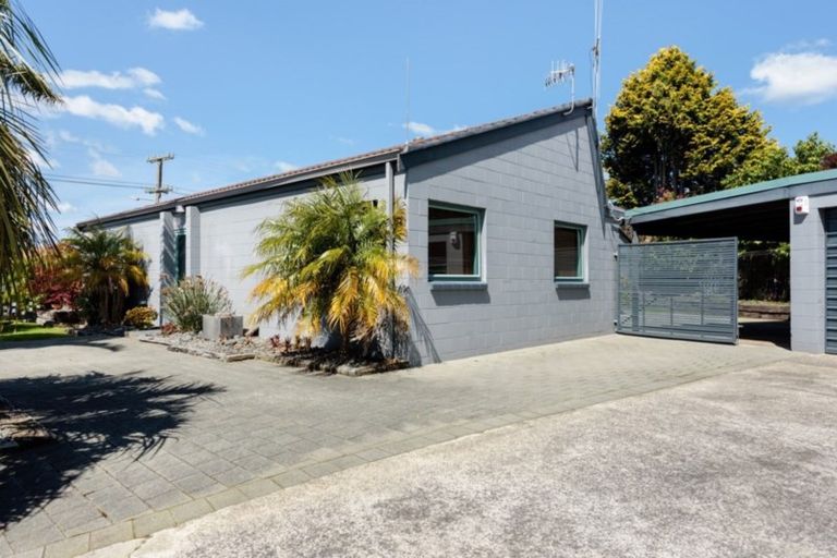Photo of property in 2 Haukore Street, Hairini, Tauranga, 3112