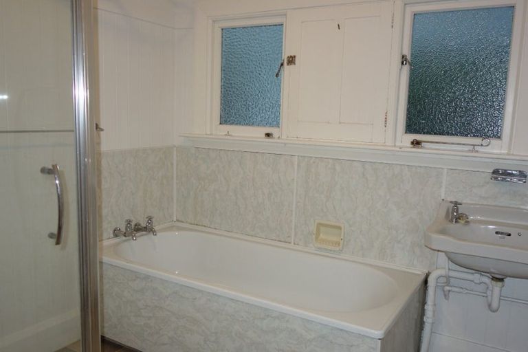 Photo of property in 38 Hamilton Avenue, Ilam, Christchurch, 8041