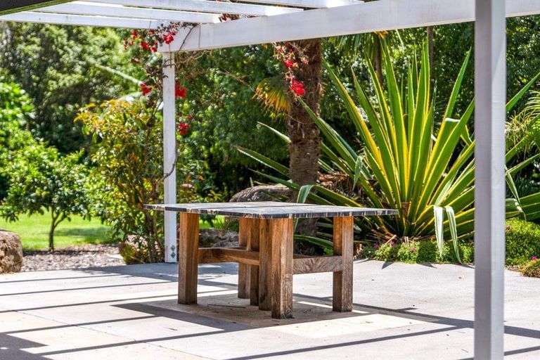 Photo of property in 3 Cochrane Drive, Kerikeri, 0230