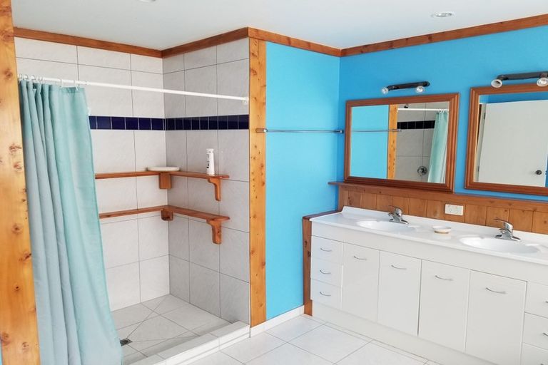 Photo of property in 18 Sir George Back Street, Opua, 0200