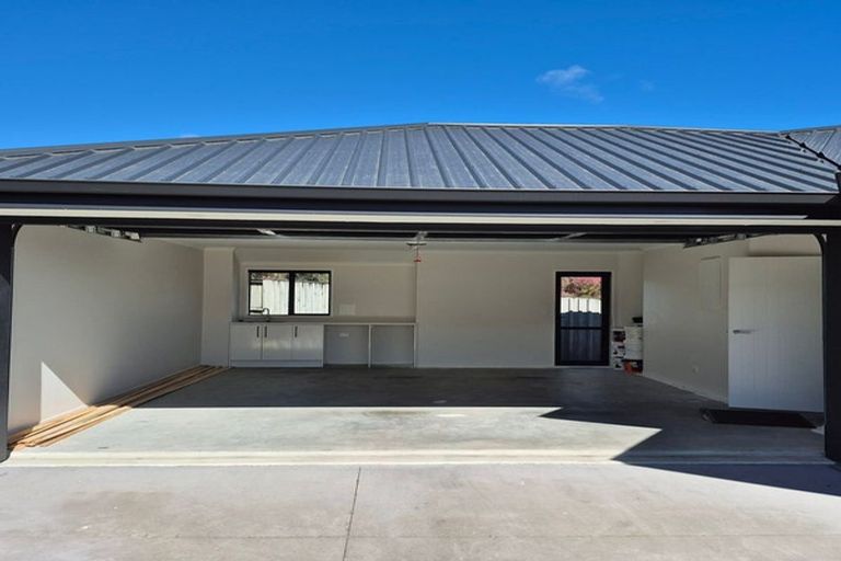 Photo of property in 310 Lakes Boulevard, Pyes Pa, Tauranga, 3112
