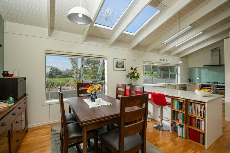 Photo of property in 140 The Avenue, Lucas Heights, Auckland, 0632