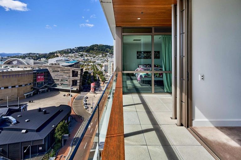 Photo of property in 1002/1 Market Lane, Wellington Central, Wellington, 6011