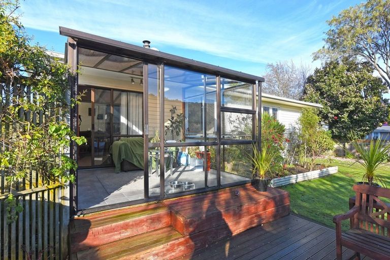 Photo of property in 27 Clouston Park Road, Clouston Park, Upper Hutt, 5018