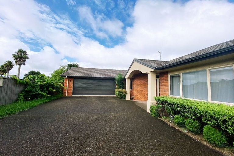 Photo of property in 16 Glengoyne Place, Rototuna, Hamilton, 3210