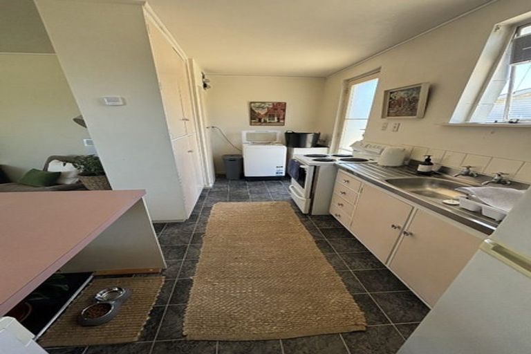 Photo of property in 1/1 London Street, Richmond, Christchurch, 8013