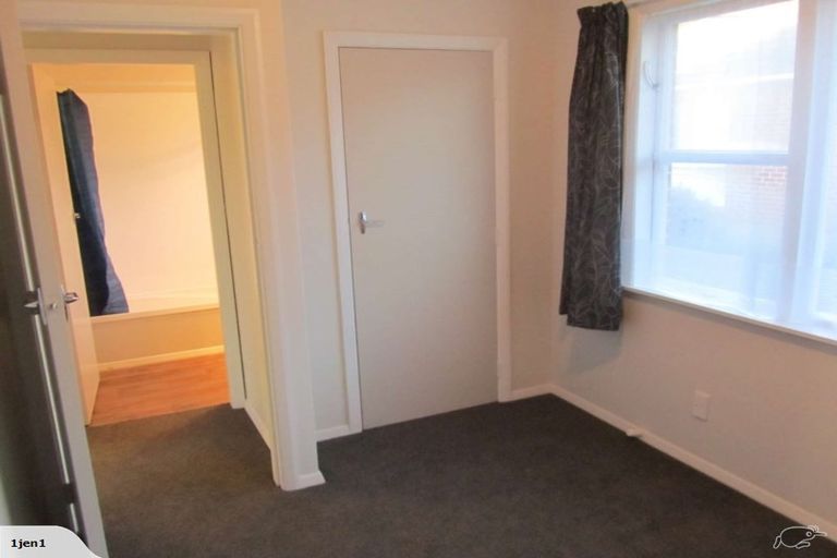 Photo of property in 1/31 Hillside Drive, Maoribank, Upper Hutt, 5018