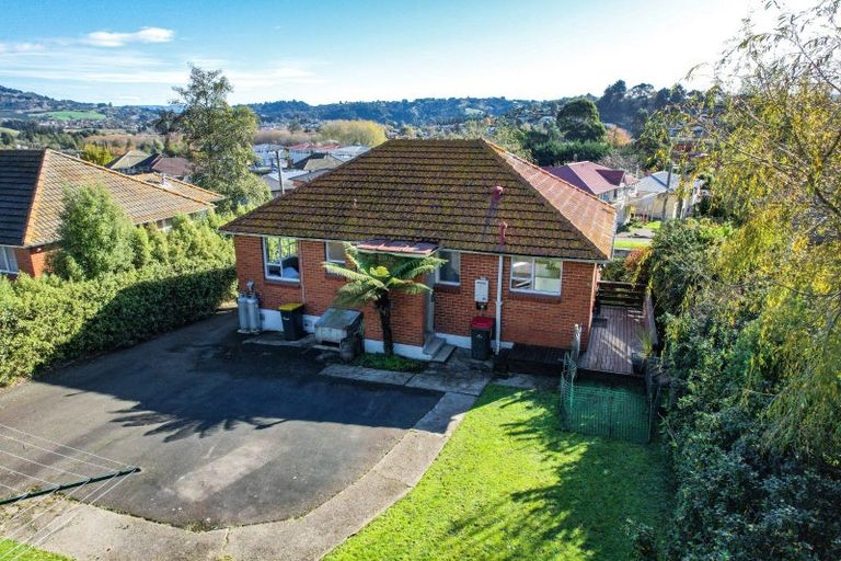 Photo of property in 35 Burgess Street, Green Island, Dunedin, 9018