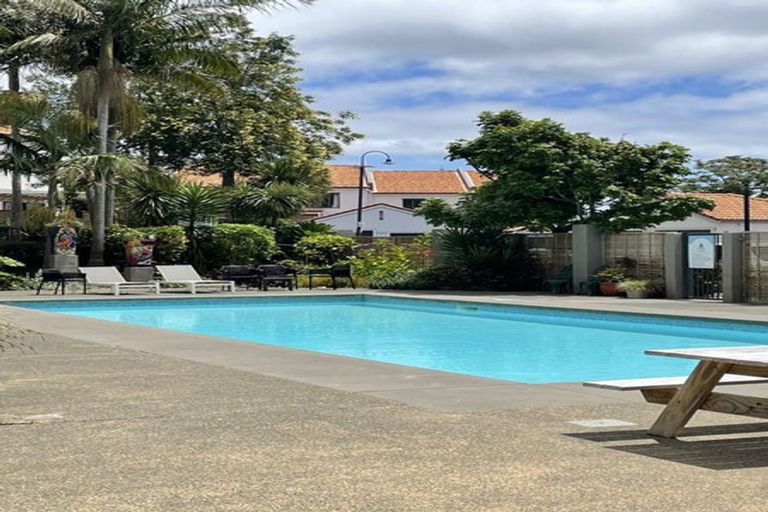 Photo of property in 49/21 Armoy Drive, East Tamaki, Auckland, 2016