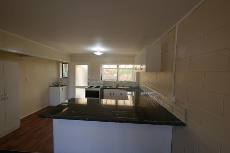 Photo of property in 4/31 Trentham Road, Papakura, 2110