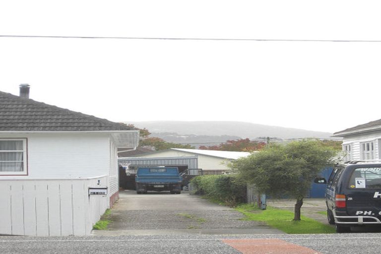Photo of property in 219 Naenae Road, Naenae, Lower Hutt, 5011