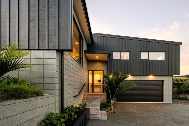 Photo of property in 13 Evergreen Rise, Grandview Heights, Hamilton, 3200