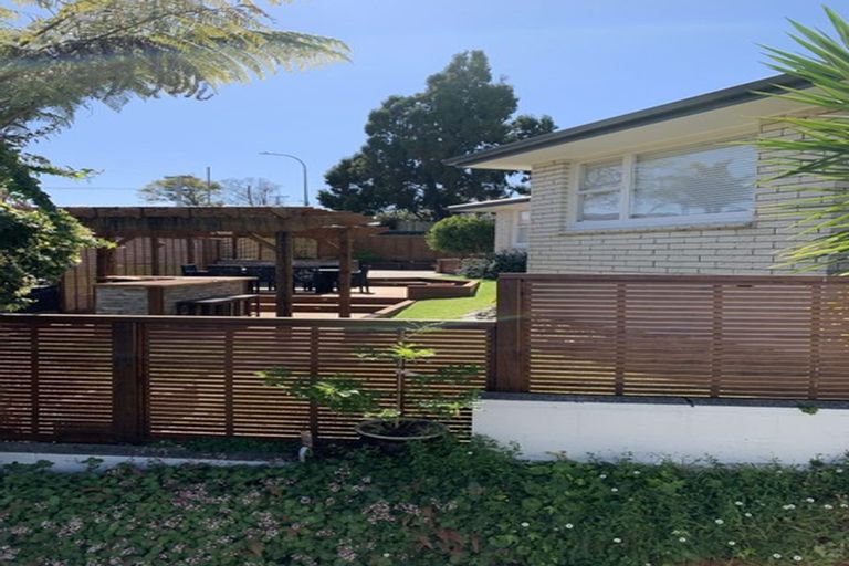 Photo of property in 12 Bay Street, Matua, Tauranga, 3110