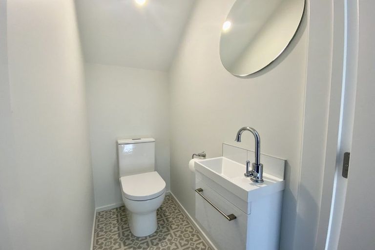 Photo of property in 4/12 Burke Street, Addington, Christchurch, 8024