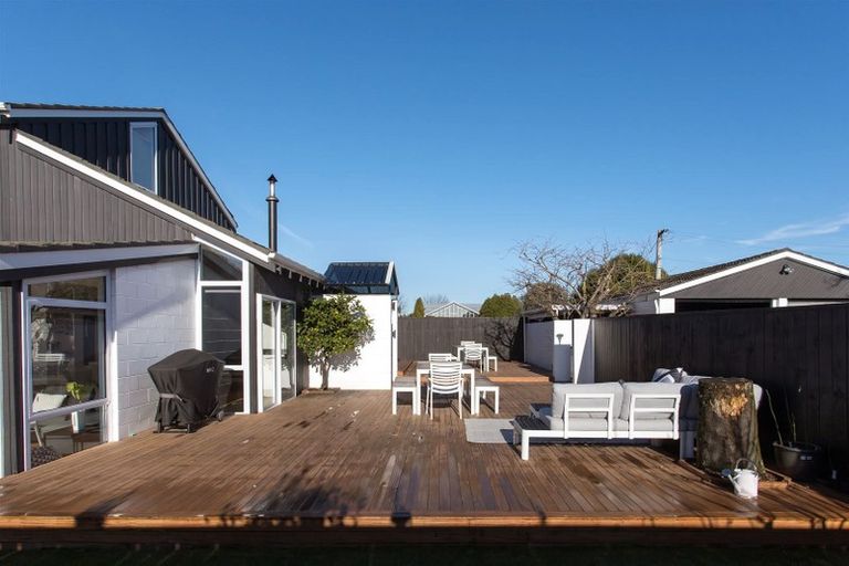 Photo of property in 10a Fovant Street, Russley, Christchurch, 8042