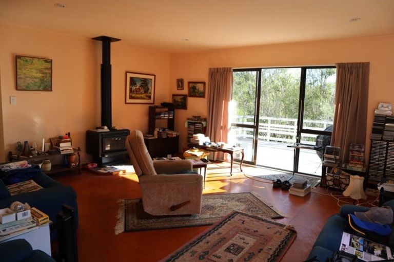 Photo of property in 96 Corlett Road, Tauhoa, Wellsford, 0973