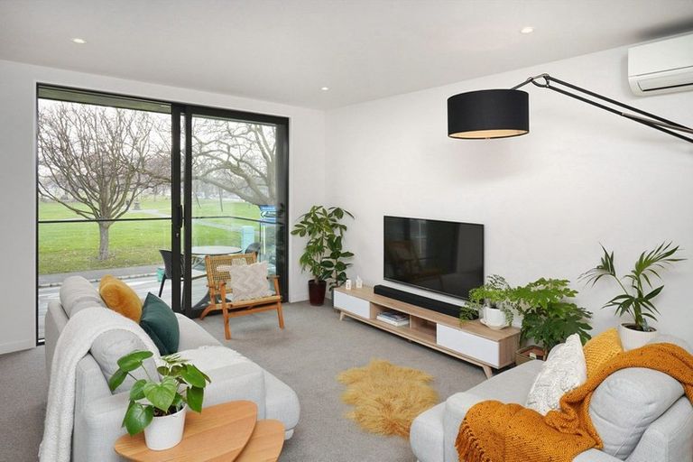 Photo of property in 12/214 Hereford Street, Christchurch Central, Christchurch, 8011