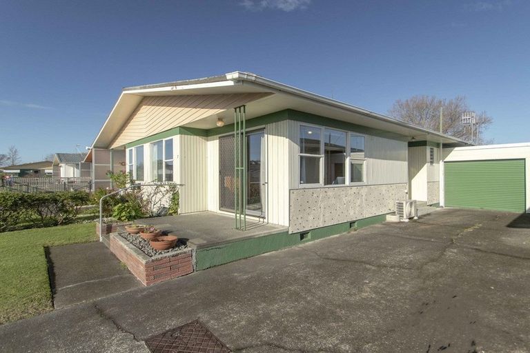 Photo of property in 7/90 Gloucester Street, Greenmeadows, Napier, 4112