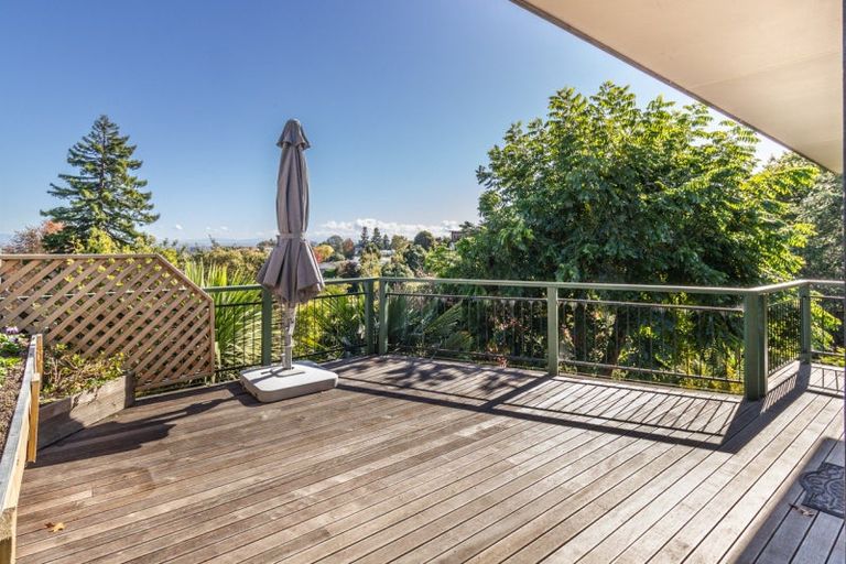 Photo of property in 11a Awarua Crescent, Havelock North, 4130