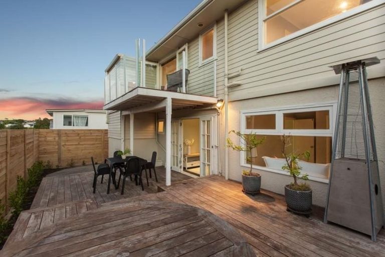 Photo of property in 64 Marlborough Avenue, Glenfield, Auckland, 0629