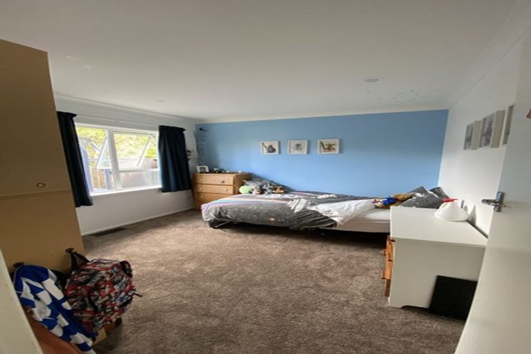 Photo of property in 75 Clifford Road, Johnsonville, Wellington, 6037