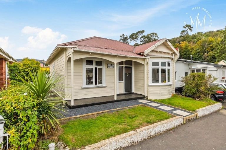 Photo of property in 58 Howe Street, North Dunedin, Dunedin, 9016