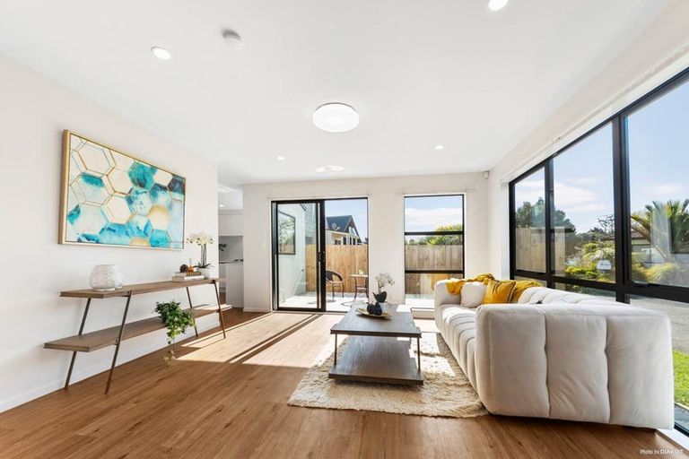 Photo of property in 18a Dana Place, Somerville, Auckland, 2014