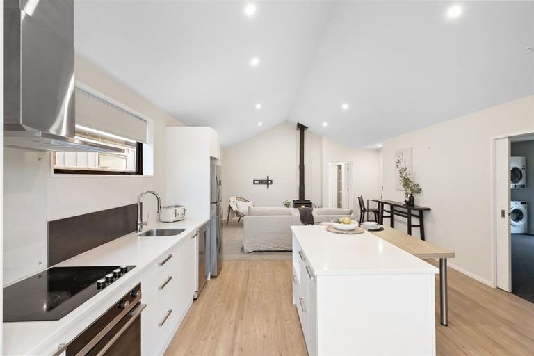 Photo of property in 26 Mount Creighton Crescent, Wanaka, 9305