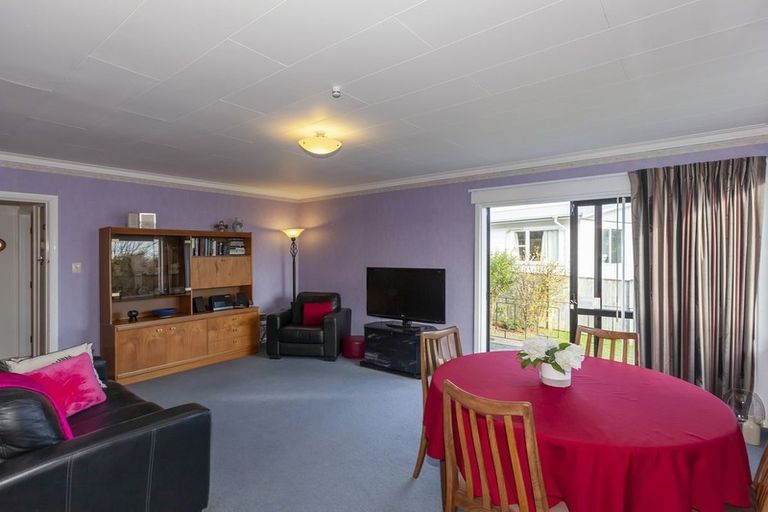 Photo of property in 46 Kaitawa Crescent, Paraparaumu, 5032