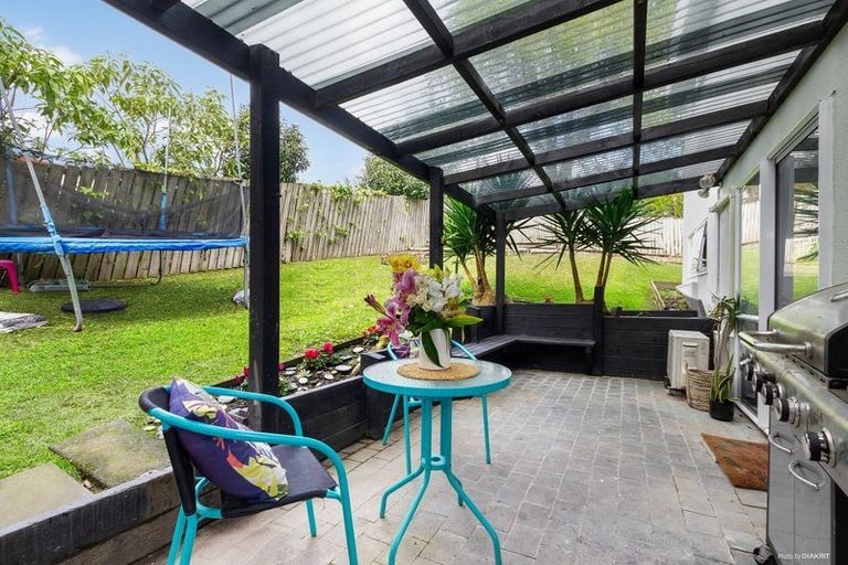 Photo of property in 4/24 Eastglen Road, Glen Eden, Auckland, 0602