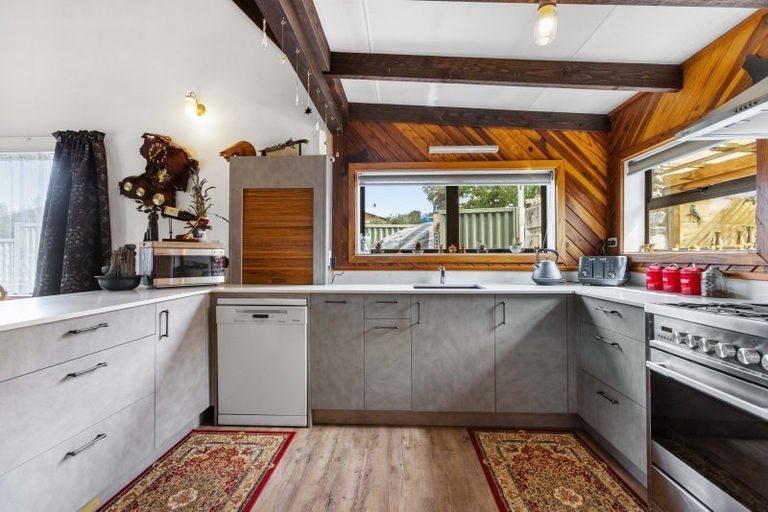 Photo of property in 51 Kingston Street, Albert Town, Wanaka, 9305