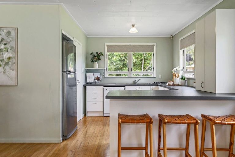 Photo of property in 21 Oxford Road, Lake Rotoma, Rotorua, 3074