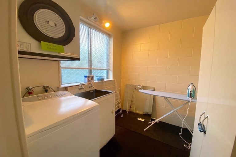 Photo of property in 1/29 Waikawa Road, Picton, 7220