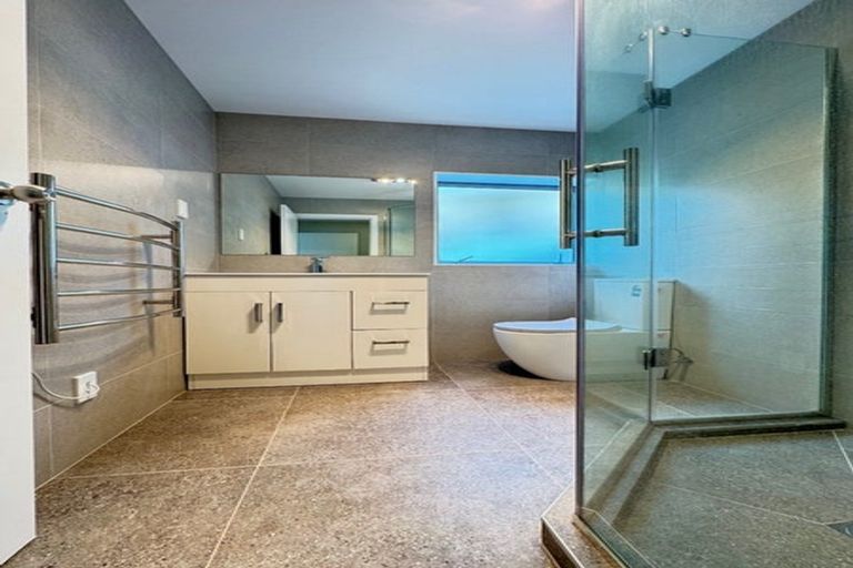 Photo of property in 81 Roseberry Avenue, Birkenhead, Auckland, 0626