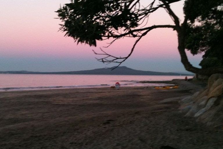 Photo of property in 73 Kowhai Road, Mairangi Bay, Auckland, 0630