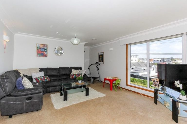 Photo of property in 31 Bayly Road, Moturoa, New Plymouth, 4310