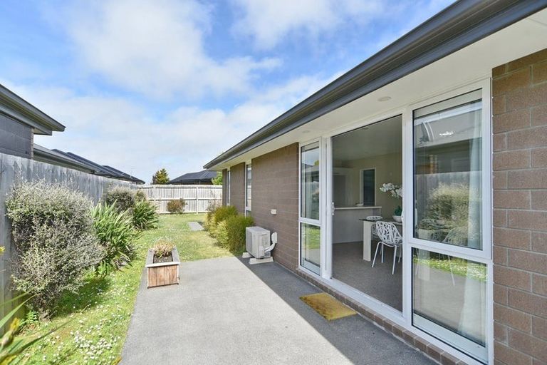 Photo of property in 8 Booth Way, Belfast, Christchurch, 8051