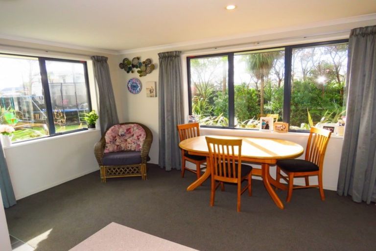 Photo of property in 53 Romilly Street, Westport, 7825