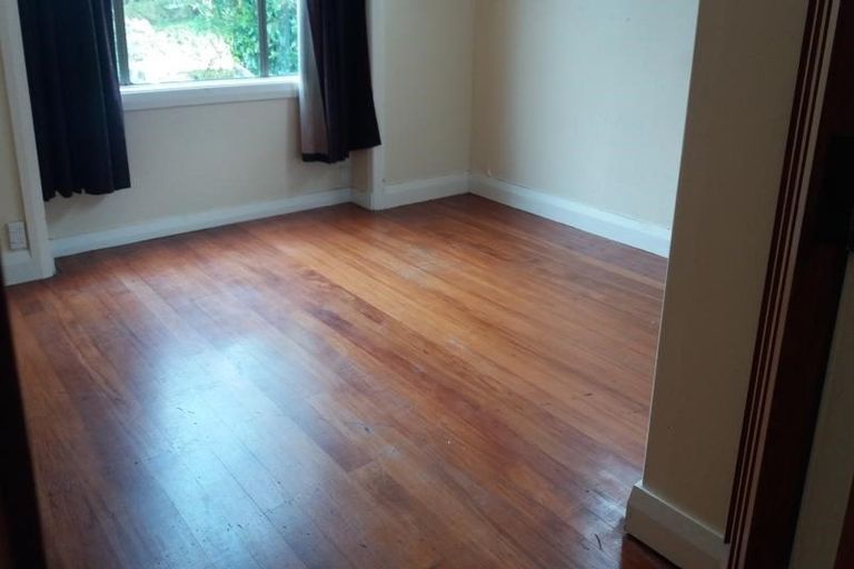 Photo of property in 14 Nottingham Street, Karori, Wellington, 6012