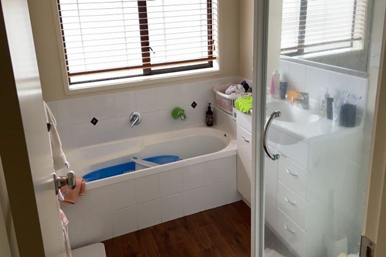 Photo of property in 43 Parkside Drive, Huntington, Hamilton, 3210