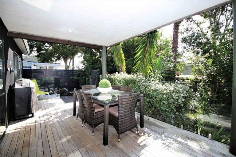 Photo of property in 107 Kowhai Avenue, Matarangi, Whitianga, 3592