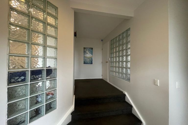 Photo of property in 30b Britannia Place, Half Moon Bay, Auckland, 2012