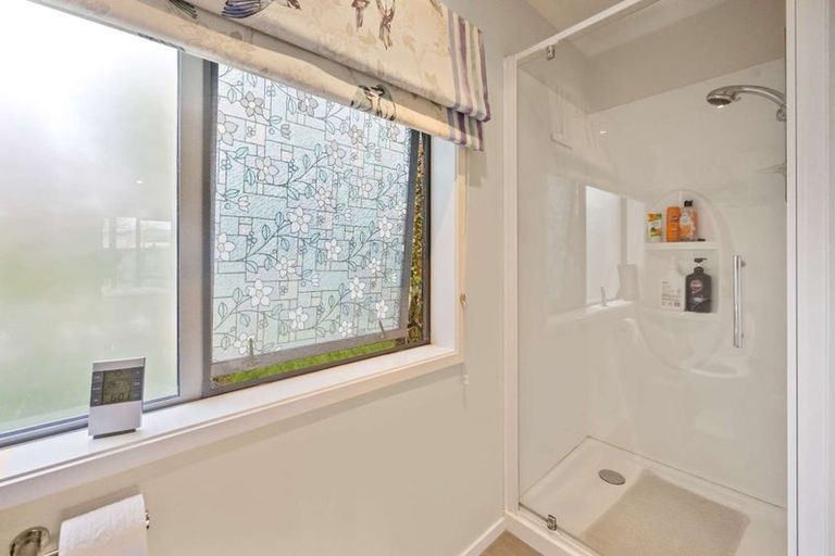 Photo of property in 3 Tararua Crescent, Carterton, 5713