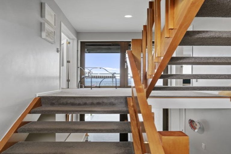 Photo of property in 3 Allom Lane, Cashmere, Christchurch, 8022