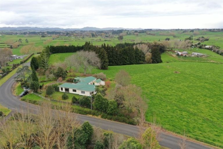 Photo of property in 62 Jury Road, Ngahinapouri, Hamilton, 3290