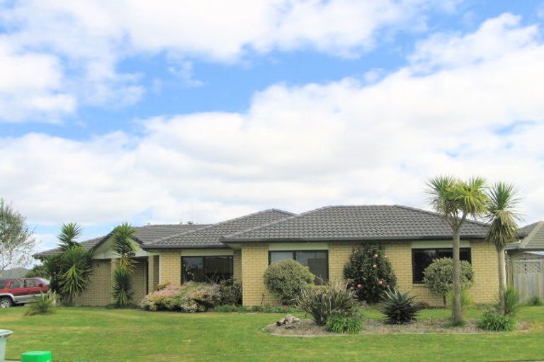 Photo of property in 1 Corinth Grove, Papamoa Beach, Papamoa, 3118