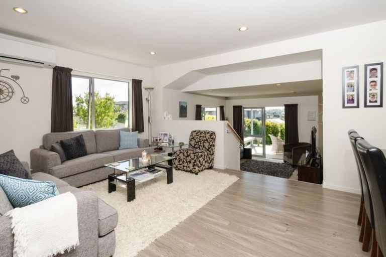 Photo of property in 18 Alloway Street, Westgate, Auckland, 0614