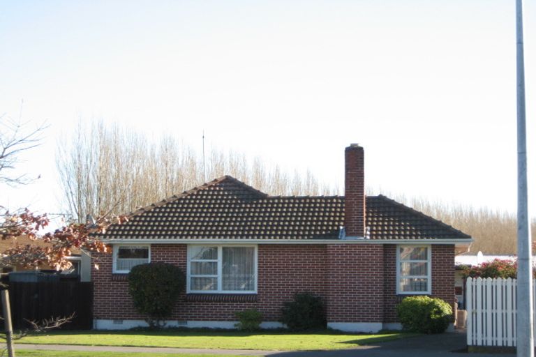 Photo of property in 797 Main North Road, Belfast, Christchurch, 8051