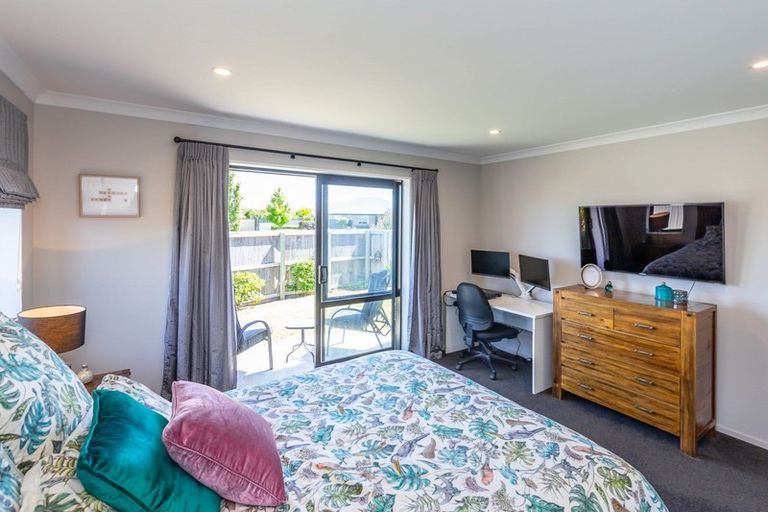 Photo of property in 1 Louis Lane, Rolleston, 7614